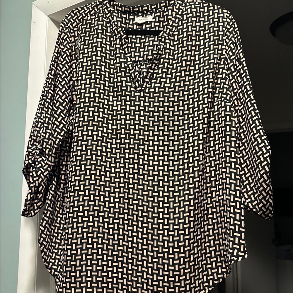 Maurices Black and White Geometric Blouse